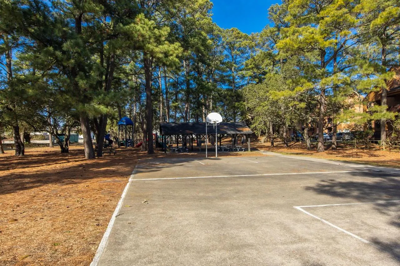 Shore Breakaway Condo - Monthly Rental - Chic Virginia Beach